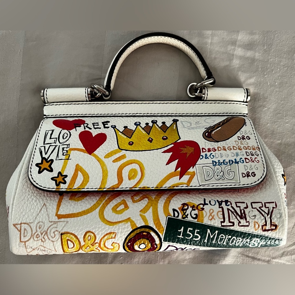 Brand new Authentic Dolce & Gabbana Sicily Graffiti Belt Bag